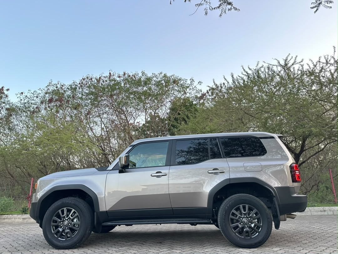 LANDCRUISER PRADO 250 SERIES thumbnail 13